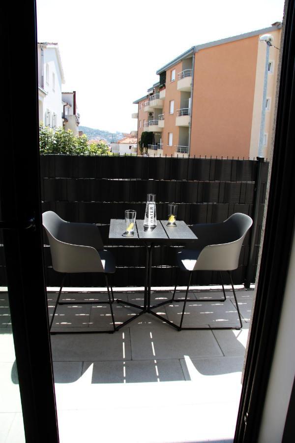 Apartment Kate Trogir Bagian luar foto